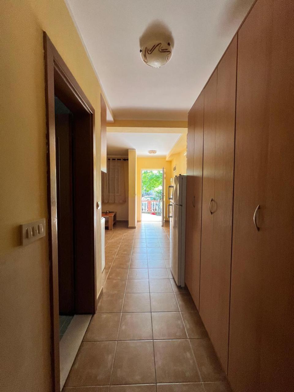 Apartments Brnjada Sutomore Ruang foto