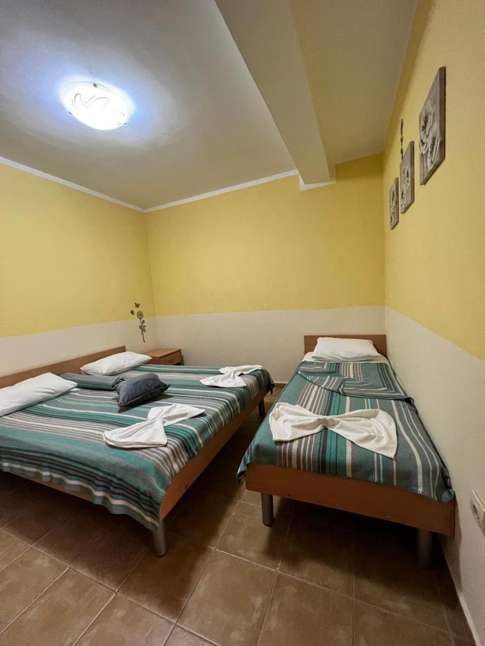 Apartments Brnjada Sutomore Ruang foto