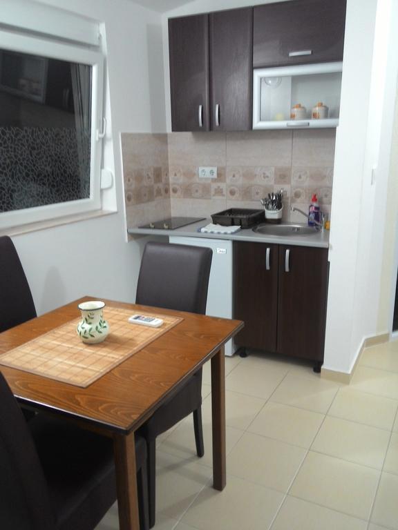 Apartments Brnjada Sutomore Bagian luar foto