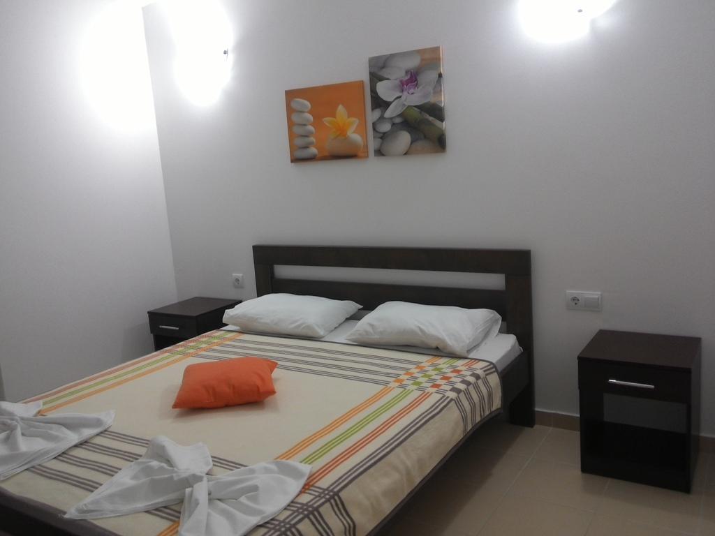 Apartments Brnjada Sutomore Bagian luar foto