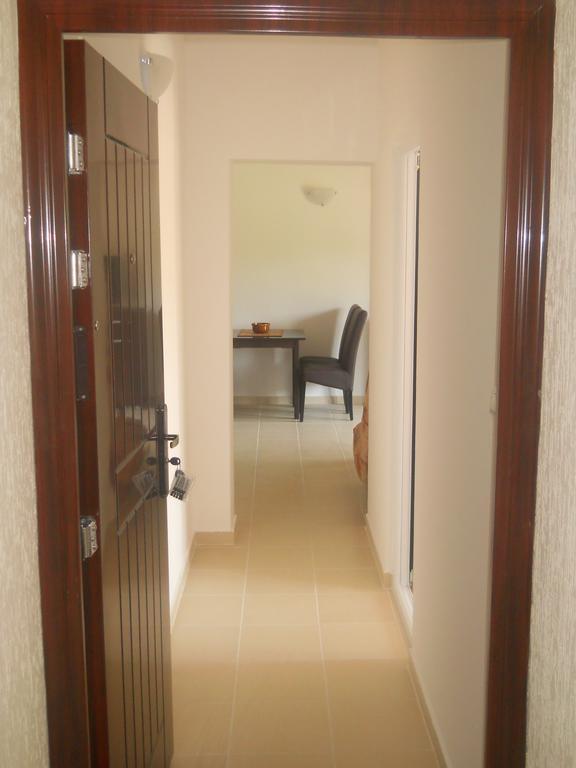 Apartments Brnjada Sutomore Ruang foto