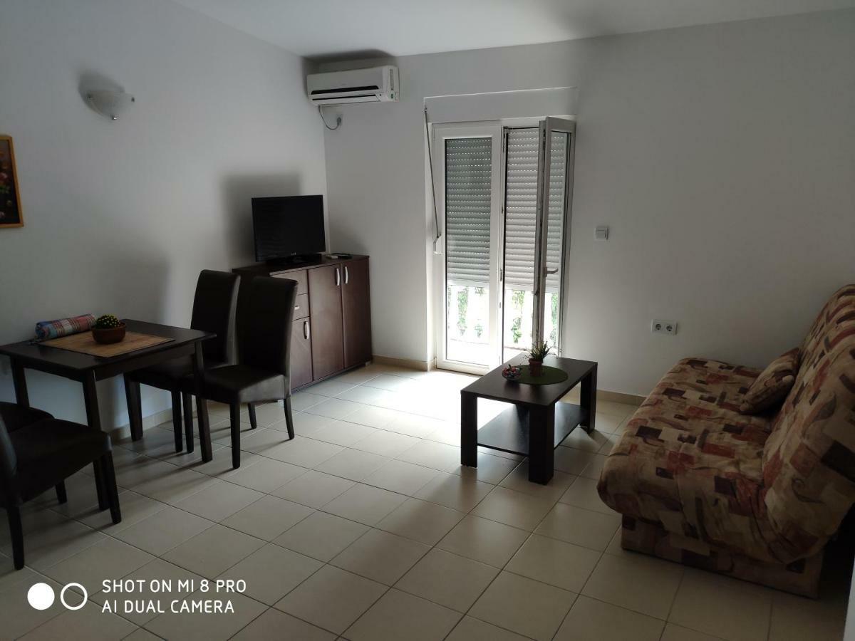 Apartments Brnjada Sutomore Bagian luar foto